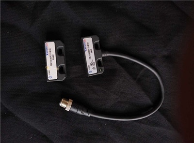TECHNOGR传感器F3S-TGR-NSPC-21-M1J8